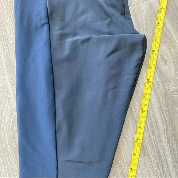 Athleta Stellar Tight Leggings. Black/Navy Work/Travel Pant. Sz XS - Picture 11 of 11